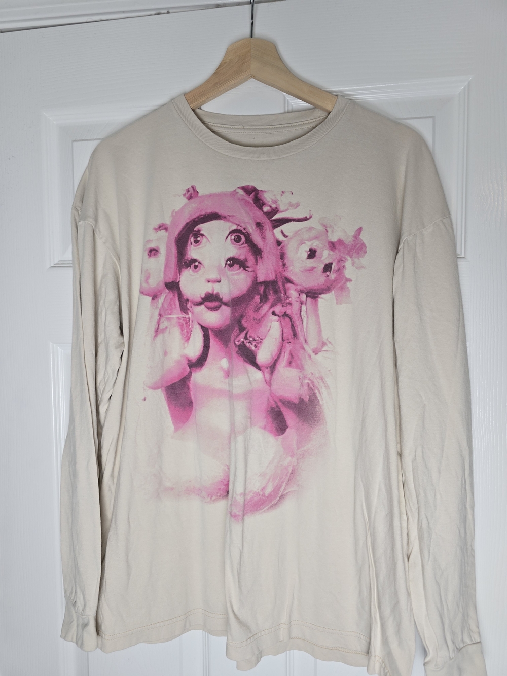 Melanie Martinez Portals Women's Cream Long-Sleeve Graphic Tour Tee Size XL